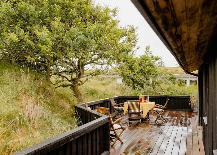 Nordic 70s Gem Amidst The Dunes Dom wakacyjny