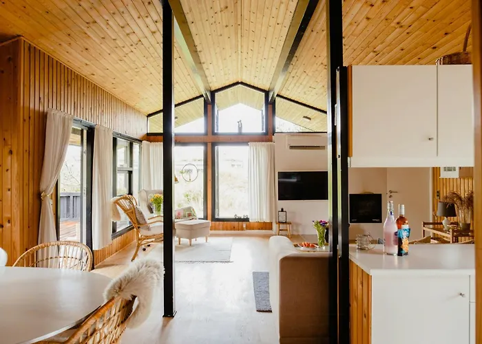 Casa de Férias Nordic 70s Gem Amidst The Dunes *